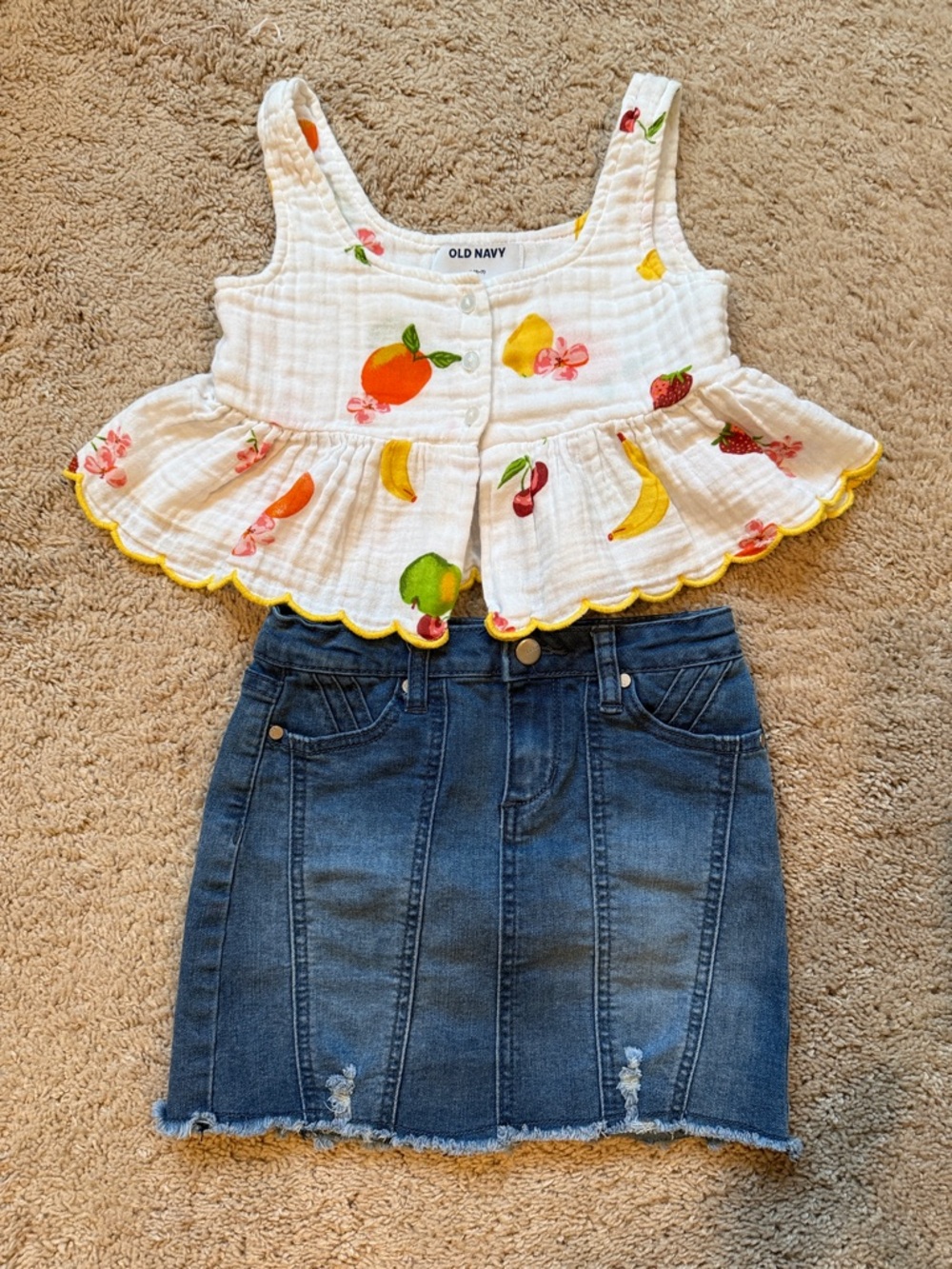 Old Navy White Fruit Print Peplum Tank with Joe’s Jeans Denim Skirt size 6-7